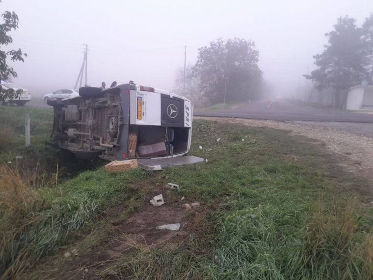 Grav accident în raionul Cahul: Cinci persoane, transportate la spital 