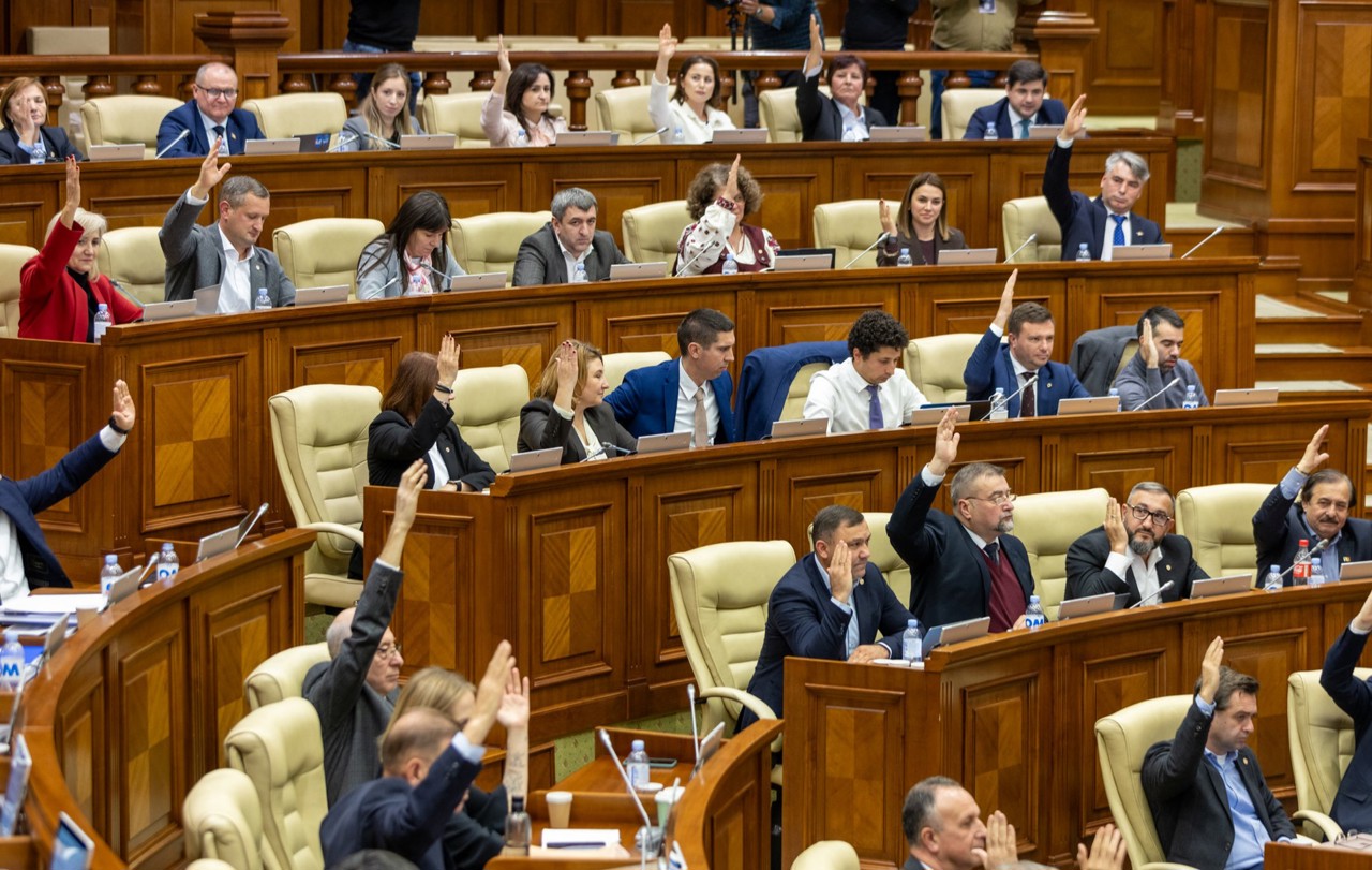 Încă cinci deputați PAS renunță la mandate. Motivul, anunțat de Igor Grosu