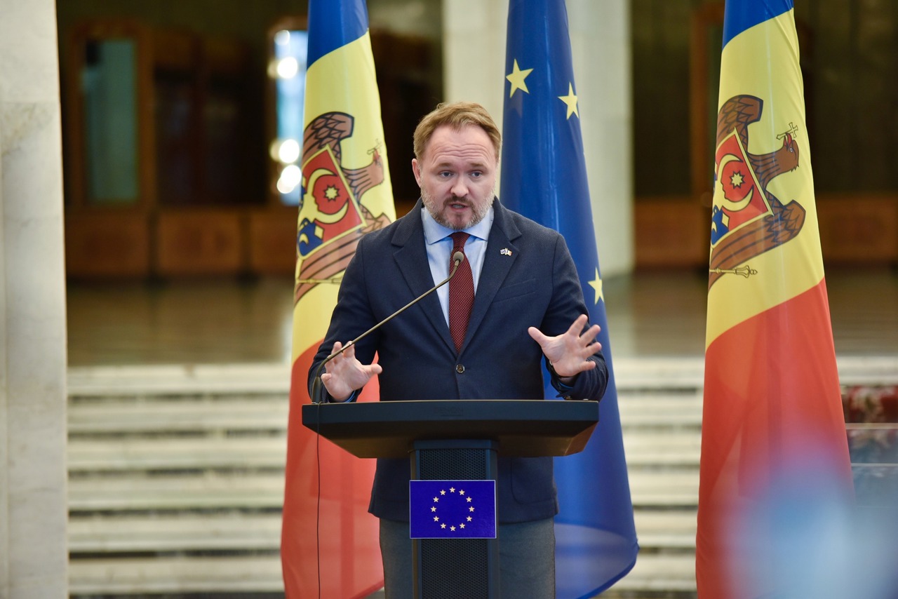 Comisarul Dan Jørgensen, interviu în exclusivitate la Moldova 1: „Până la sfârșitul anului 2027, vom fi complet independenți de energia rusă”