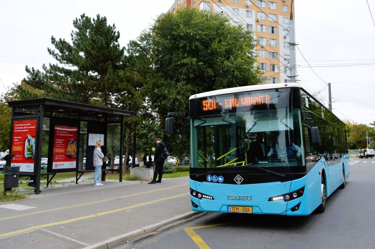 Accident mortal pe strada Voluntarilor din Chișinău: un pieton a decedat după ce a căzut sub un autobuz