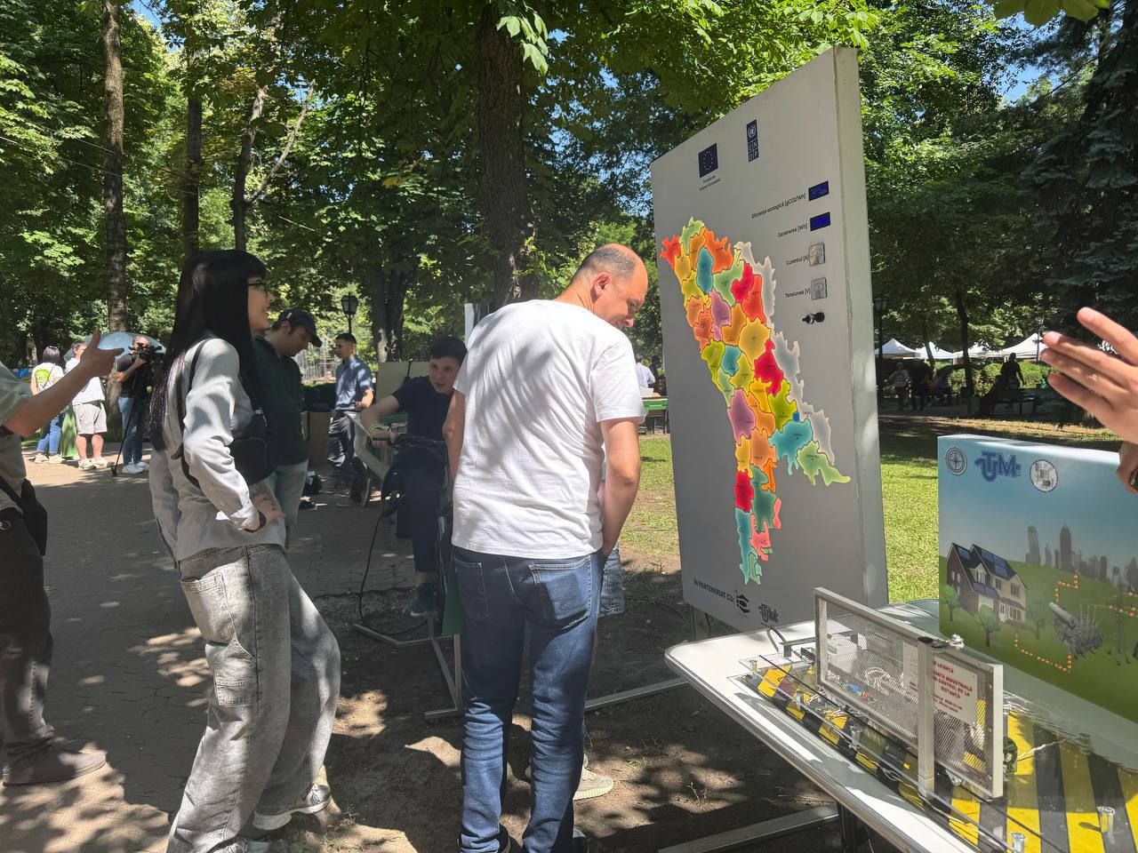 Tehnologii și sfaturi cum poți economisi energia, prezentate la Festivalul „Sun Dă-i Fest” 