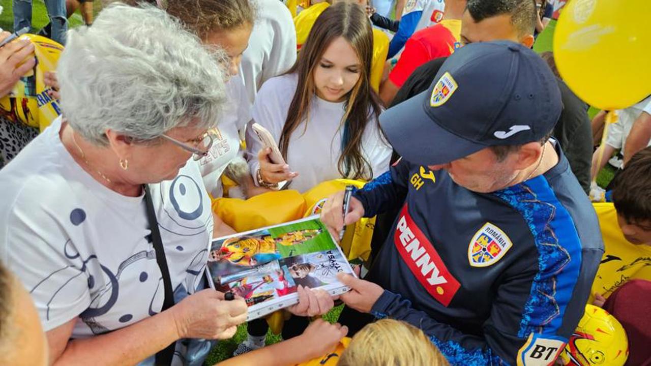 Gheorghe Hagi își începe munca de selecționer: „Regele” a vorbit la superlativ despre Mircea Lucescu 