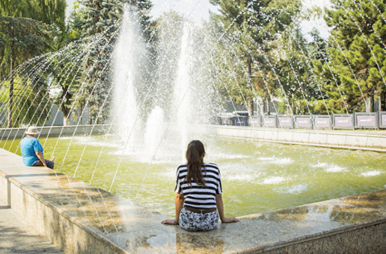 Vreme caniculară în centrul și sudul țării, cu temperaturi de peste 33 de grade 