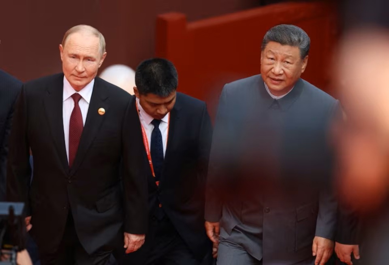 Putin merge la Xi să negocieze noi proiecte economice pentru a diminua efectele sancțiunilor occidentale