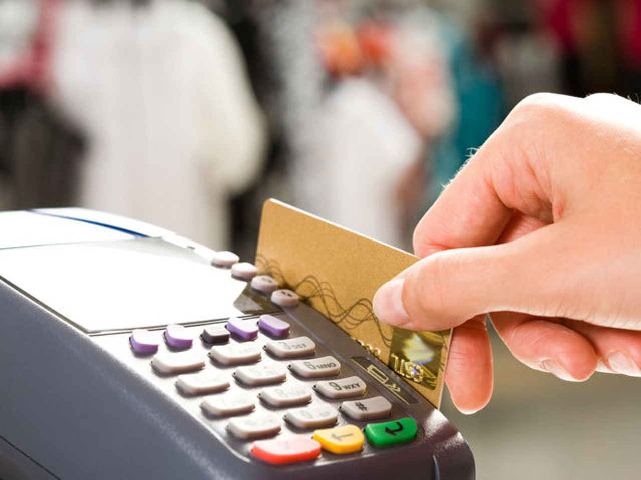 Sberbank to stop servicing foreign currency Visa cards