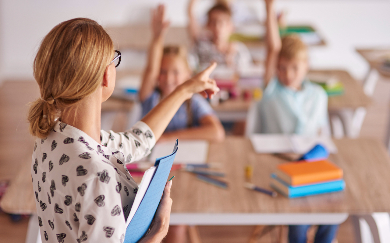 5 октября отмечается Всемирный день учителя: поздравления Дана Перчуна