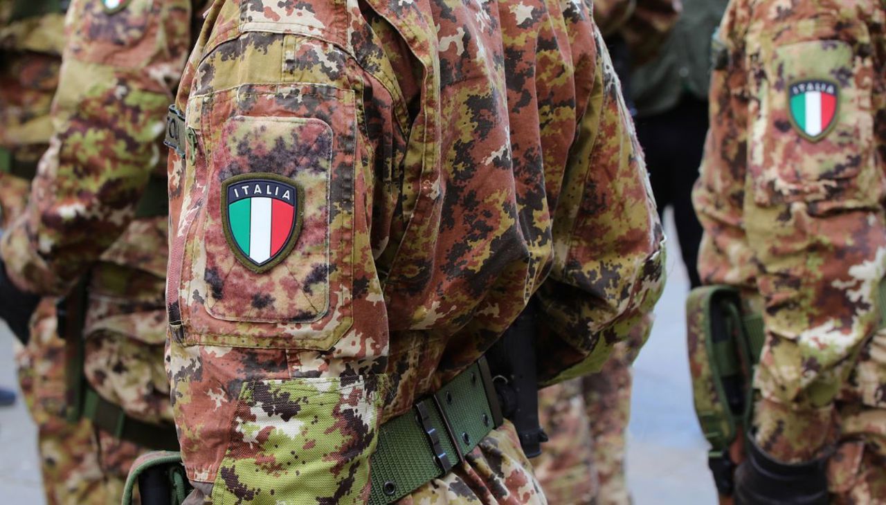 Italia va trimite 100 de militari în România. Misiunea, urgentată după prăbușirea dronei din Galați