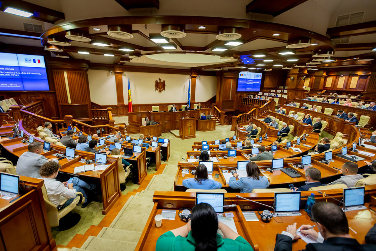 Proiectul politicii bugetar-fiscale pe anul 2024 a fost aprobat de către Parlament în prima lectură