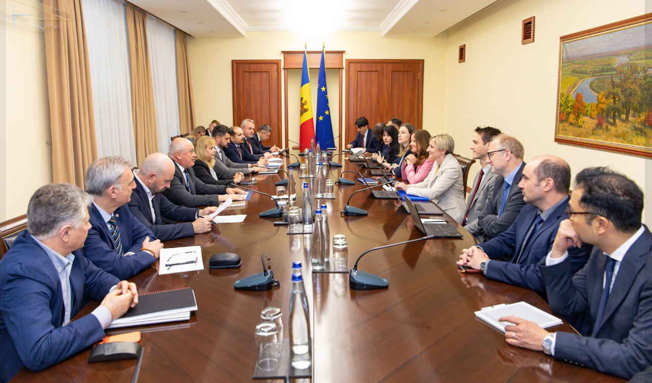 Alexandru Munteanu: Rămânem angajați să avansăm agenda de reforme și să consolidăm stabilitatea economică