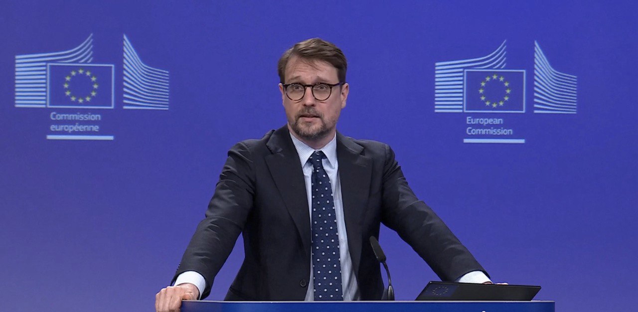 Comisia Europeană îi cere Parlamentului să consulte Comisia de la Veneția în chestiunea reducerii pragului de vot pentru Comisia Vetting