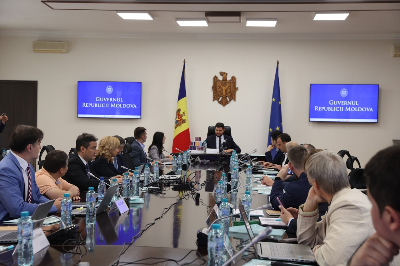 Chișinăul găzduiește Reuniunea Regională privind Piețele de Electricitate și Tranziția Energetică, cu participarea a 13 state