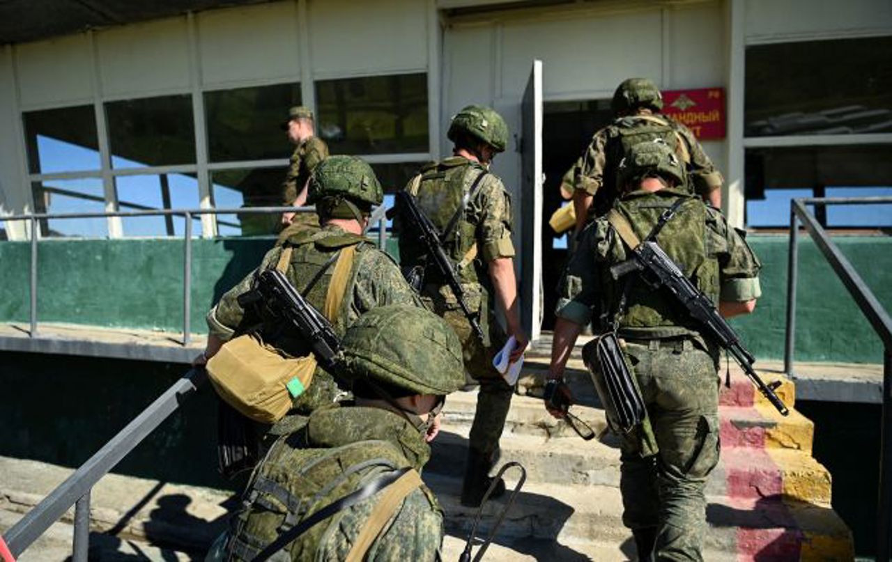 Ukrainian army gains ground in Kursk, establishing military administration