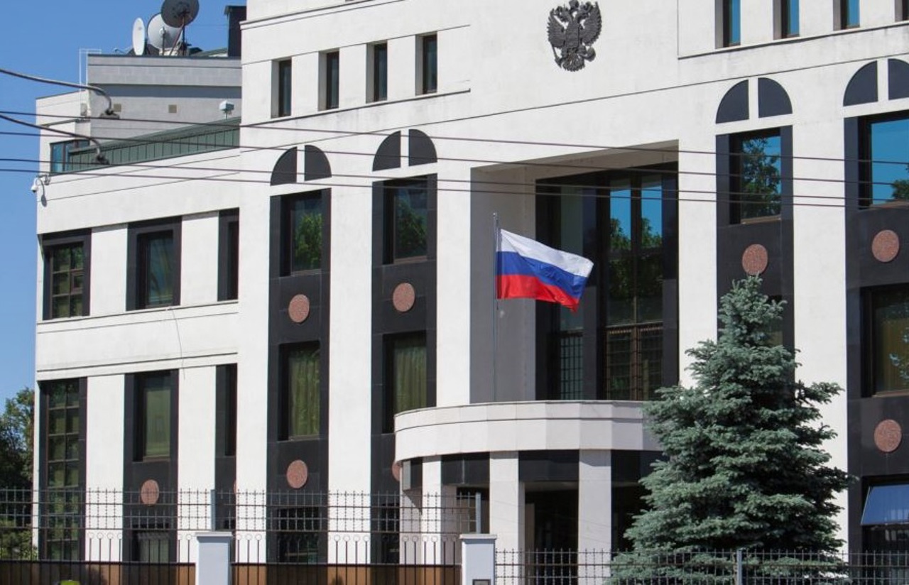 The consular section of the Embassy of the Russian Federation in Chisinau temporarily suspends its activity