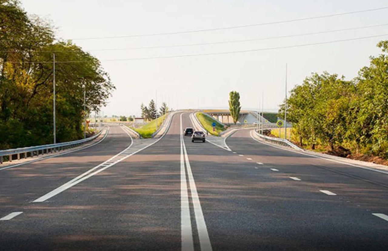 Еще 133 примэрии получат средства на ремонт дорог и строительство тротуаров