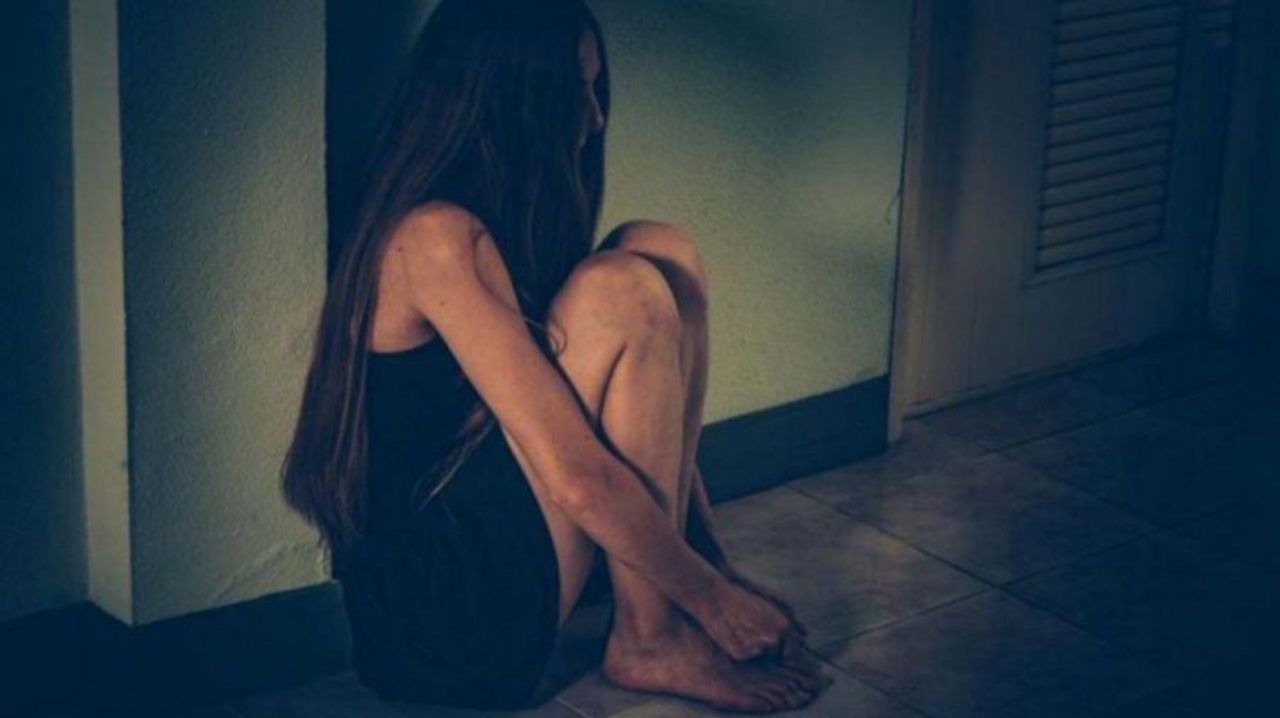 „Fluturi de noapte”: Adolescente, studente la Drept, convinse de un coleg mai mare să se prostitueze