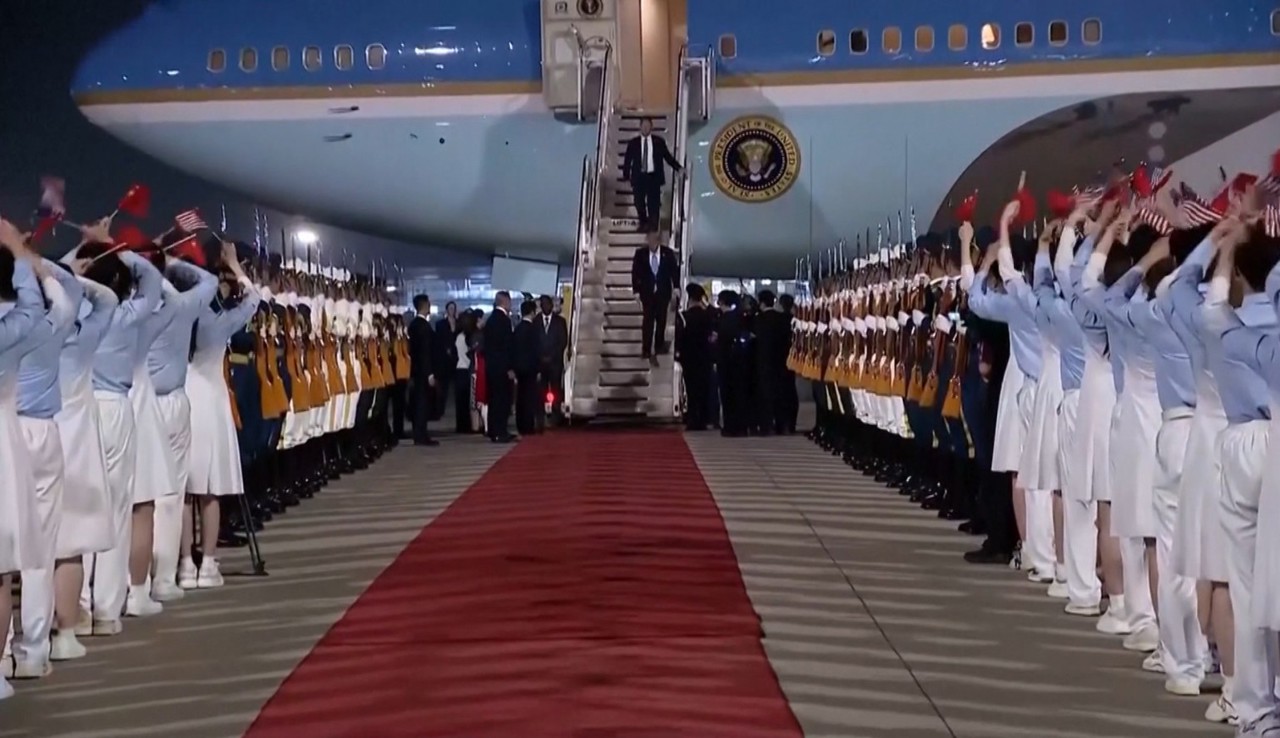 Donald Trump, întâmpinat în capitala chineză: Liderul american, însoțit de oficiali de rang înalt 