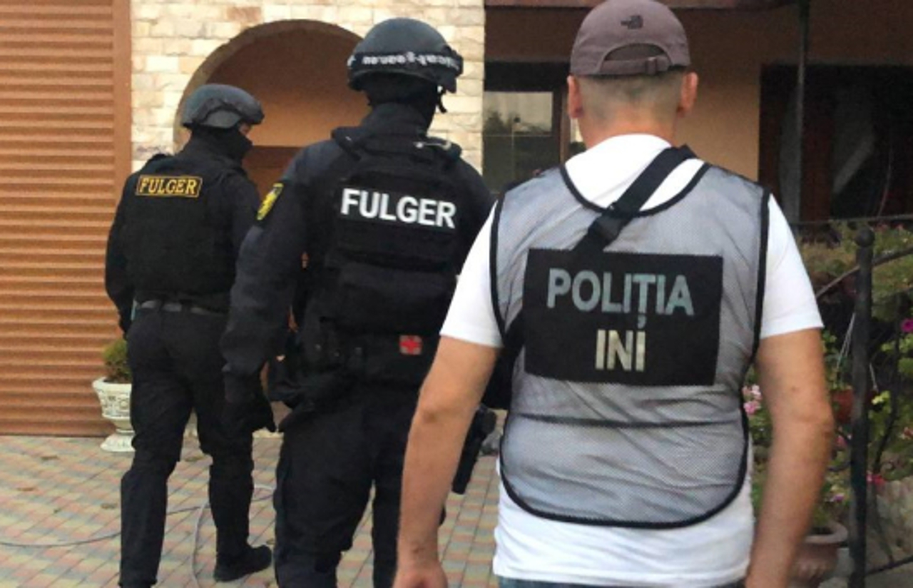 Seven people, including a deputy mayor from Comrat, detained in the case regarding voter corruption and illegal party financing