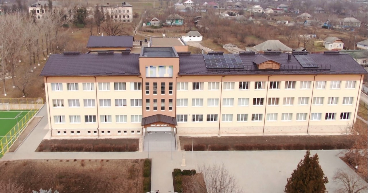 Green energy in Flâmanzeni, with EU support. School hasn’t paid electricity bill for eight months