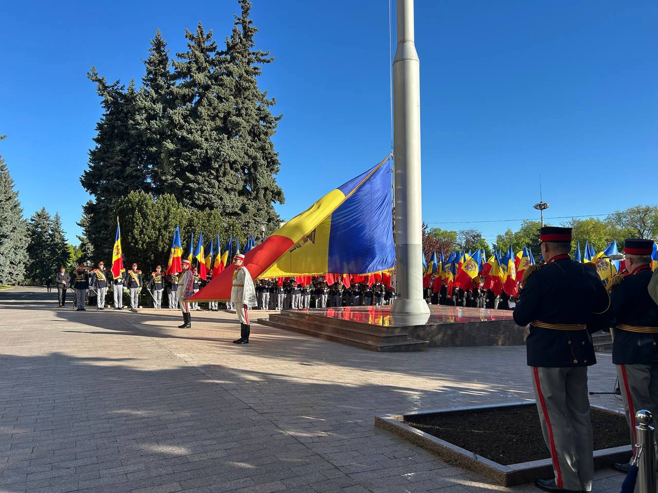 Heraldistul Silviu Andrieș-Tabac, la Moldova 1: „Drapelul nostru nu mai este contestat sau atacat de mai bine de 16 ani”