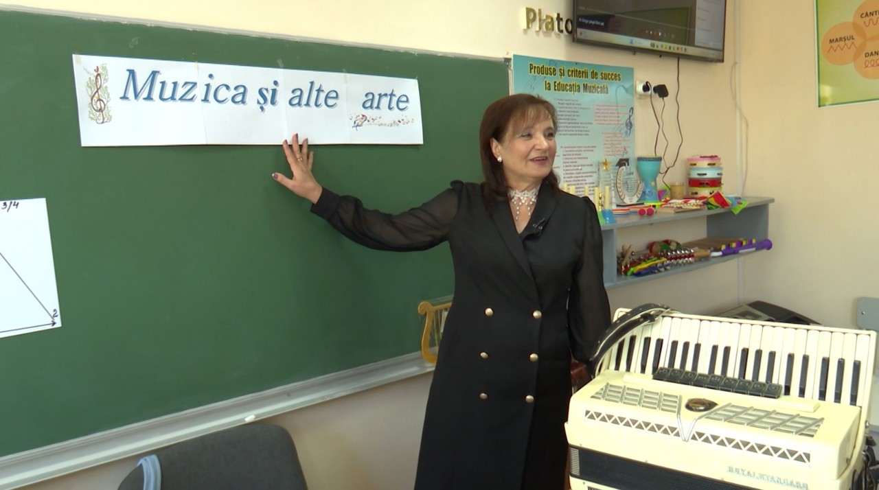 "We need to make them curious", Maria Vinițchi, music teacher