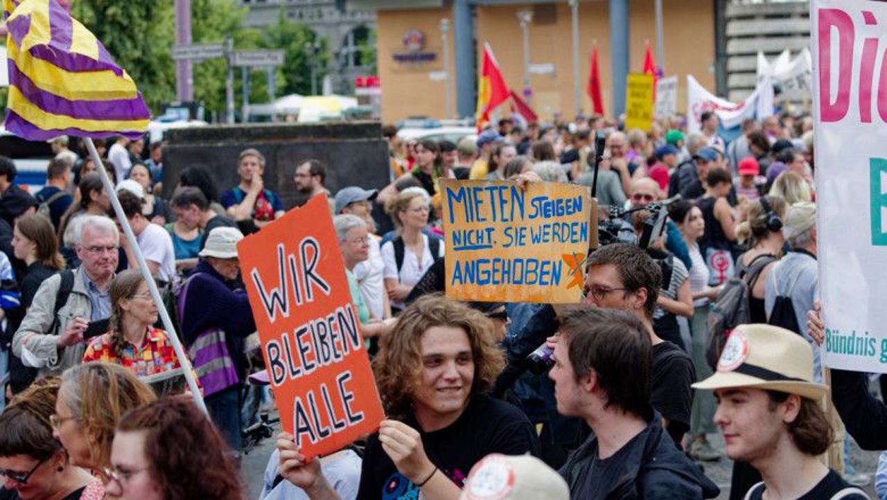 Thousands protest in Berlin against high rents, evictions