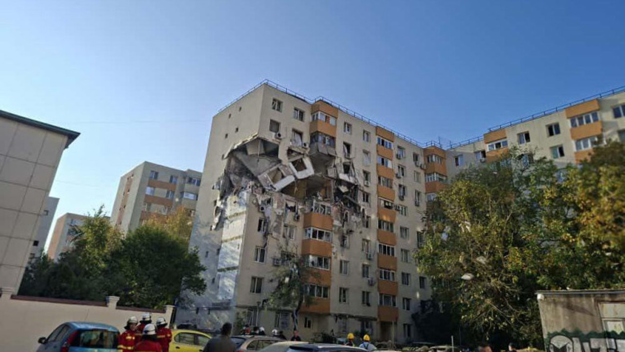 Explozia dintr-un bloc de la București: trei persoane au fost reținute 