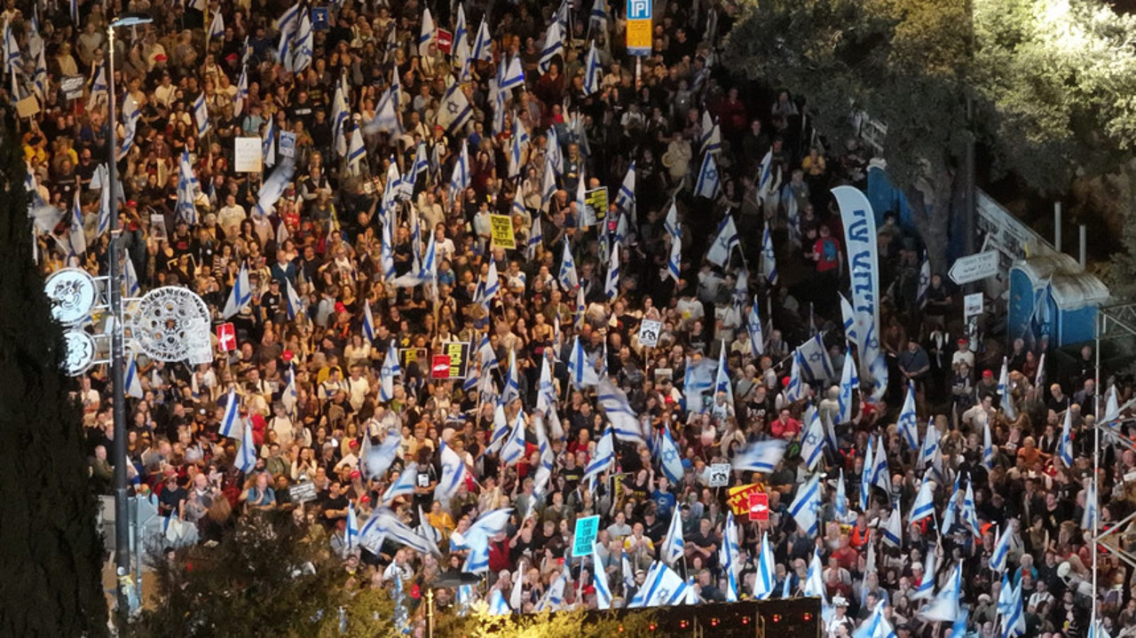 Thousands Rally in Jerusalem Against Netanyahu's Government