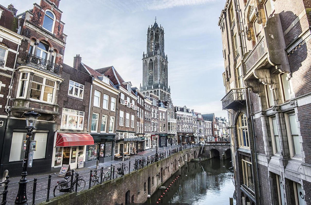 How the Netherlands links cycling with public transport 