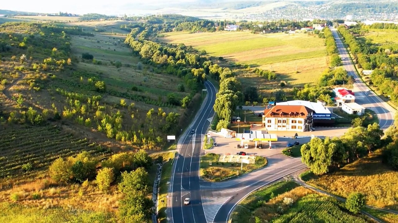 Amalgamarea în raionul Hâncești, între speranțe și temeri. Oamenii au păreri împărțite  