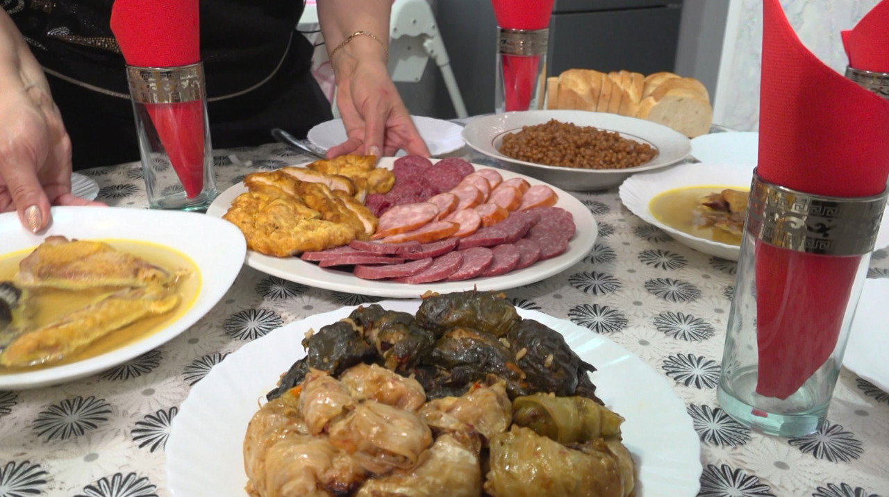 Crăciun trăit cu sufletul la Hăsnășenii Mari: tradiții păstrate din generație în generație