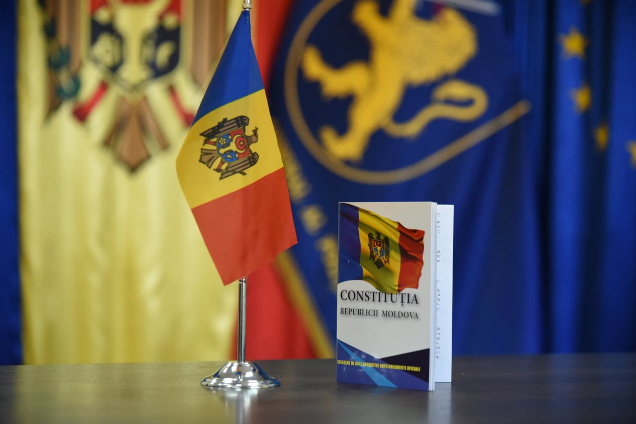 LIVE TEXT // Ședință solemnă la Parlament, consacrată celebrării a 30 de ani de la adoptarea Constituției Republicii Moldova