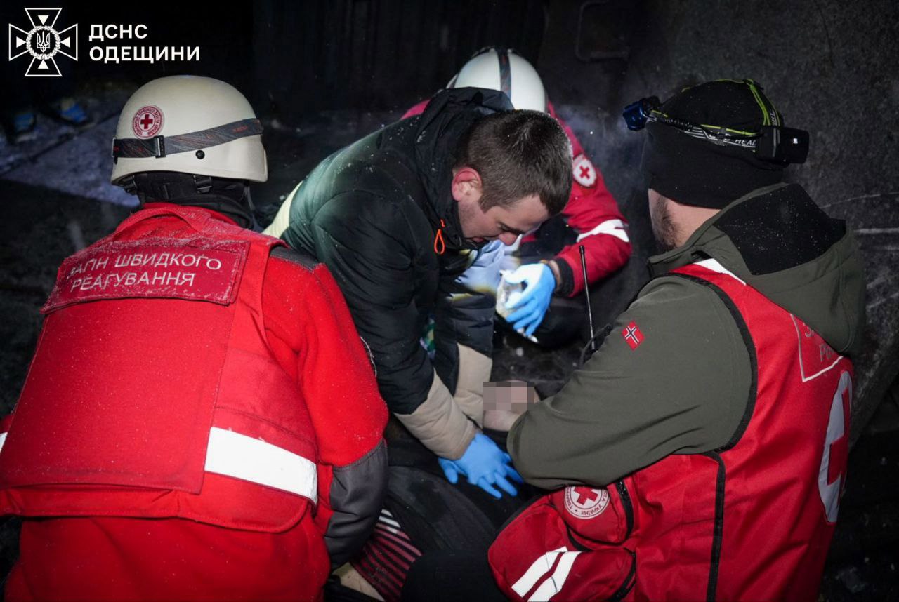 Атака дронов по Одессе и регионам Украины: один человек погиб, есть раненые