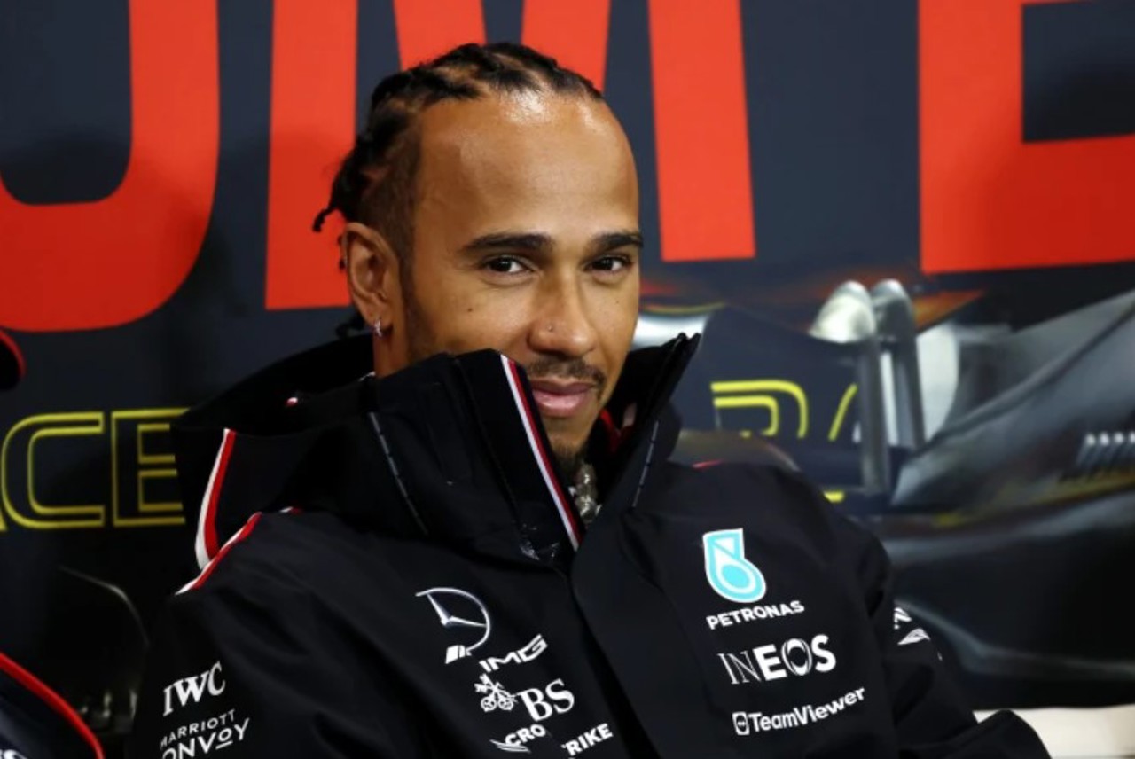 Mutare spectaculoasă în Formula 1! Multiplul campion mondial, britanicul Lewis Hamilton, își va schimba echipa în 2025