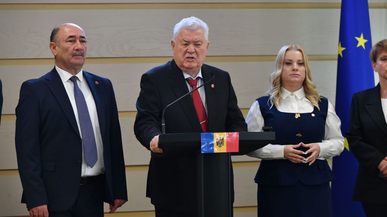 Консультации о новом правительстве: Коммунисты не пришли, "Наша партия" поддерживает кандидатуру Мунтяну