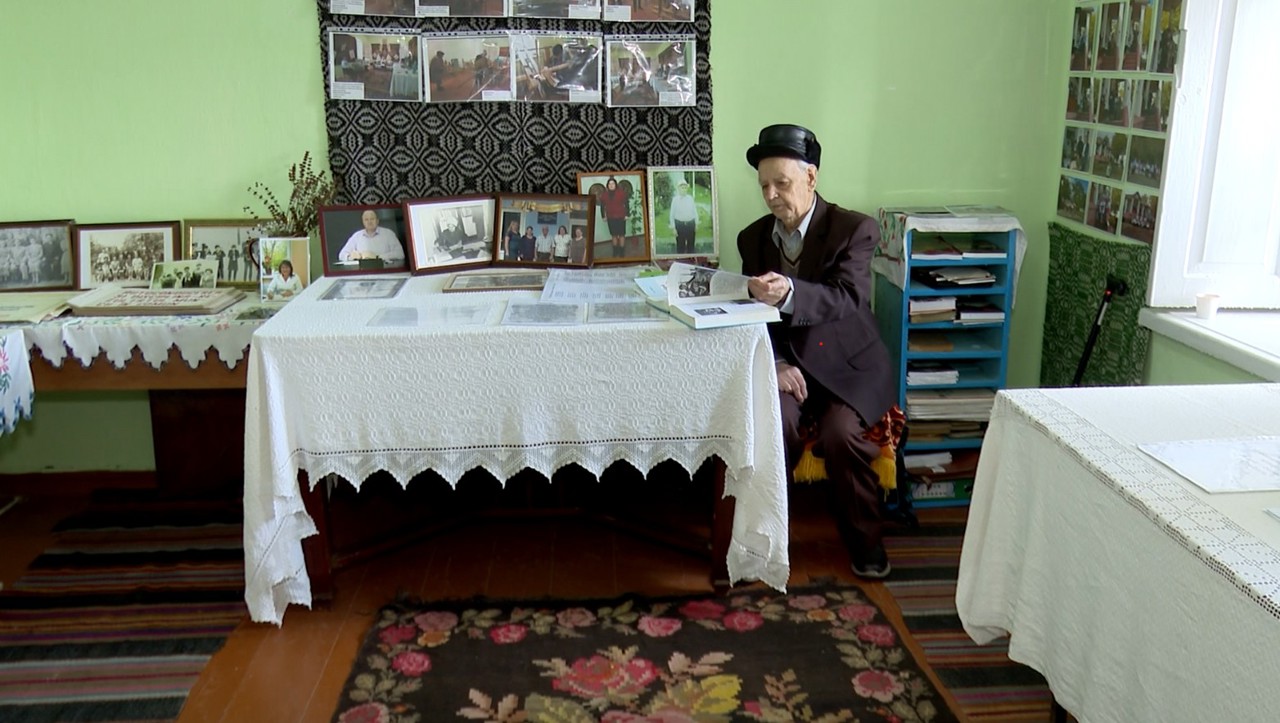 Teacher Ion Croitoru’s house, now a museum, is a cultural landmark in Ghiduleni