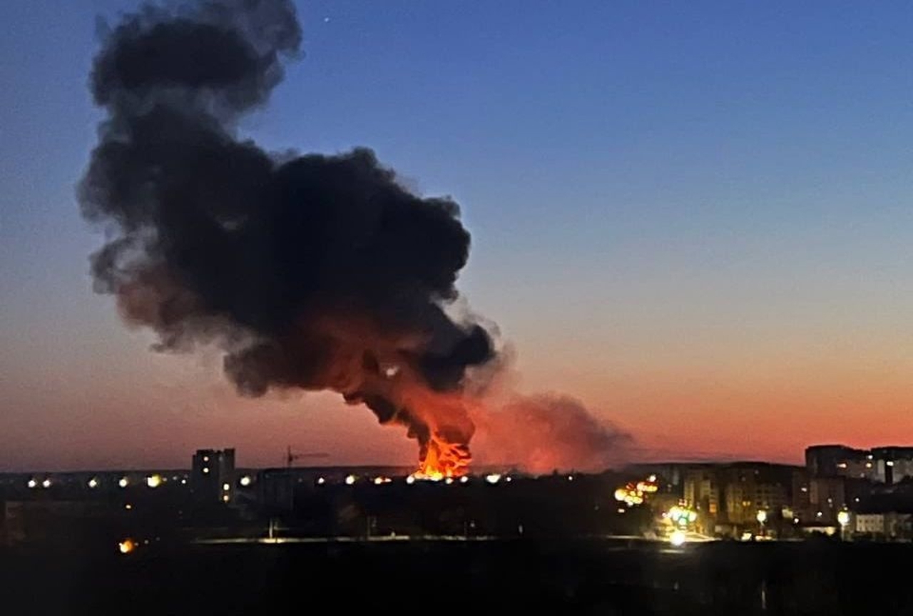 Război în Ucraina: Crimeea zguduită de explozii. Presa ucraineană a relatat despre explozii la Sevastopol și Krasnoperekopsk 