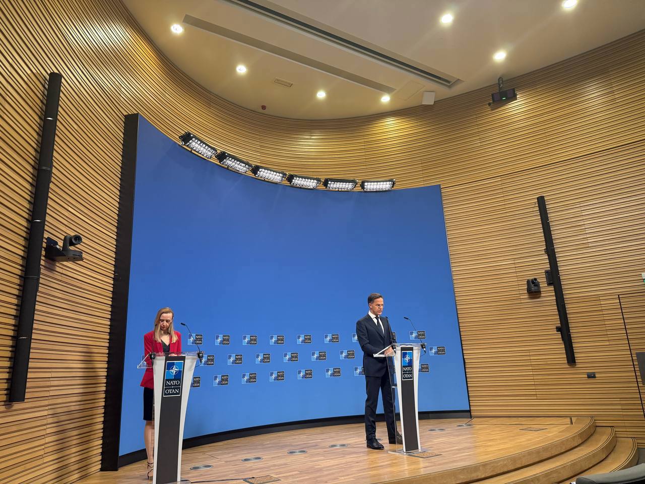 NATO reafirmă sprijinul ferm pentru Ucraina și extinde ajutorul pentru R. Moldova în fața amenințărilor rusești 