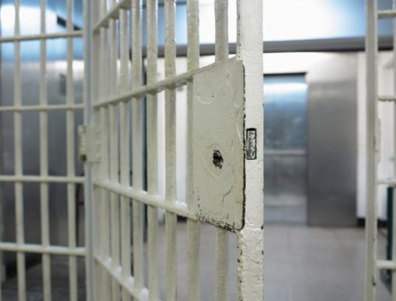 "Gheorghe Asachi" Lyceum director placed in 30-day detention for alleged corruption