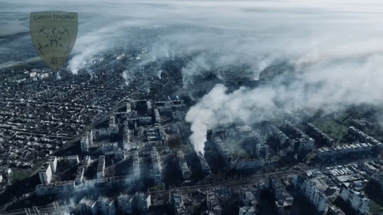 Ukraine: Massive attacks in Herson and Sumi; Wagner group leaves Bahmut, hundreds of thousands of South Korean artillery shells are on their way to Ukraine