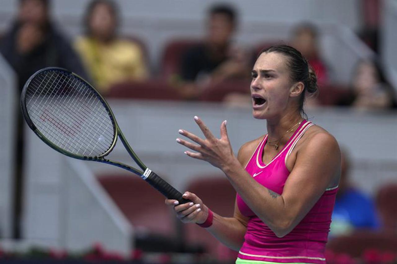 Sabalenka și Swiatek, în optimile de finală ale turneului de la Beijing