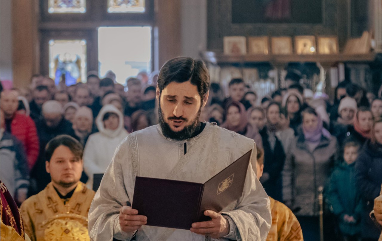 Геннадий Валуца отстранен от богослужений. Реакция священника