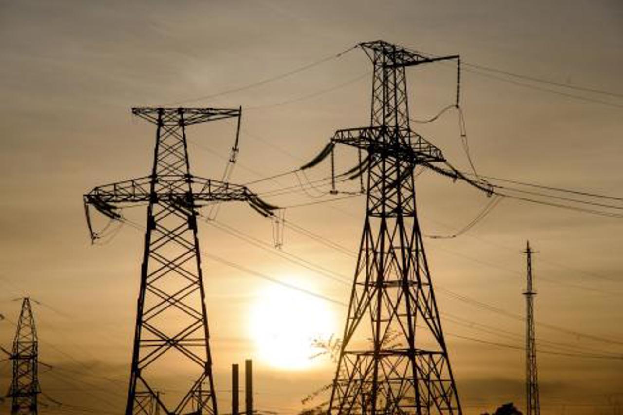 Power shortage tonight: Emergency reserves activated, outages possible as authorities urge residents to charge phones