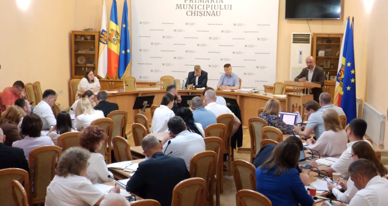 Un gimnaziu din Chișinău devine liceu, altul – complex educațional