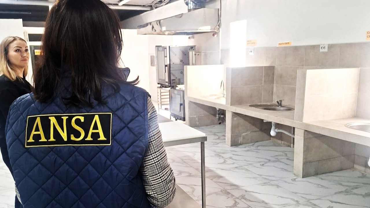 Verificări în taberele de odihnă înainte de sezonul estival: ANSA controlează blocurile alimentare