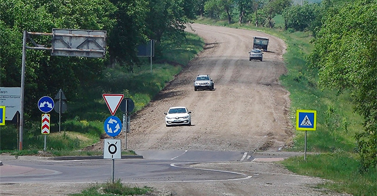 Дорога Сорока-Арионешть-Отачь будет реконструирована. Более 80 тысяч  граждан получат доступ к образовательным и медицинским учреждениям
