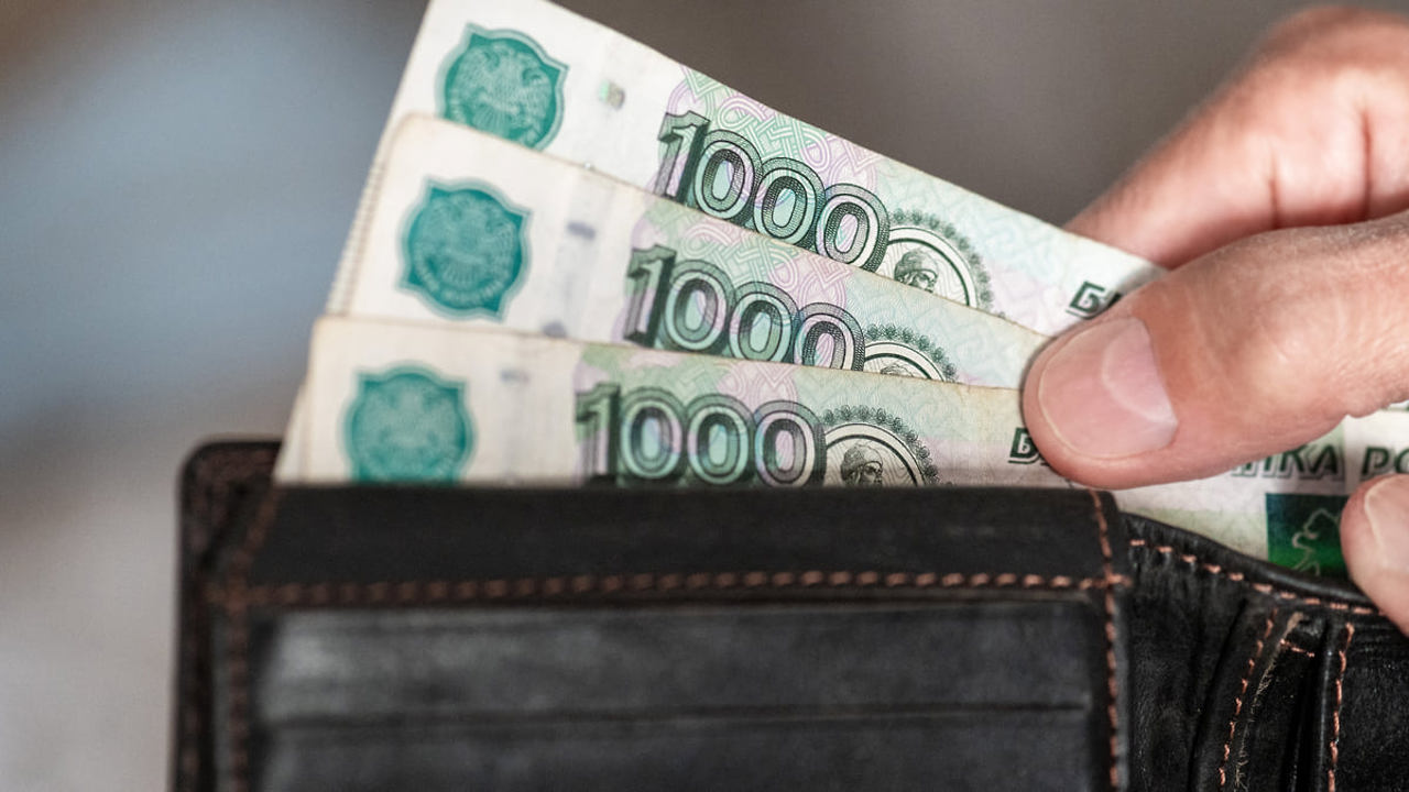 Medicii dintr-o altă regiune minieră a Rusiei rămân fără salarii din cauza unui „deficit monstruos” al bugetului