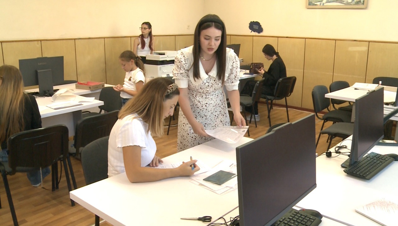 ADMITEREA 2026 | Peste 22.200 de tineri au fost admiși la universitățile din țară: ASEM, UTM și USM au atras cei mai mulți studenți