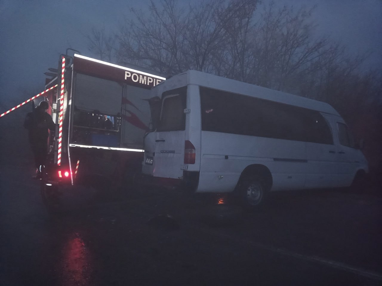 Black ice causes major traffic disruptions and power outages across Moldova