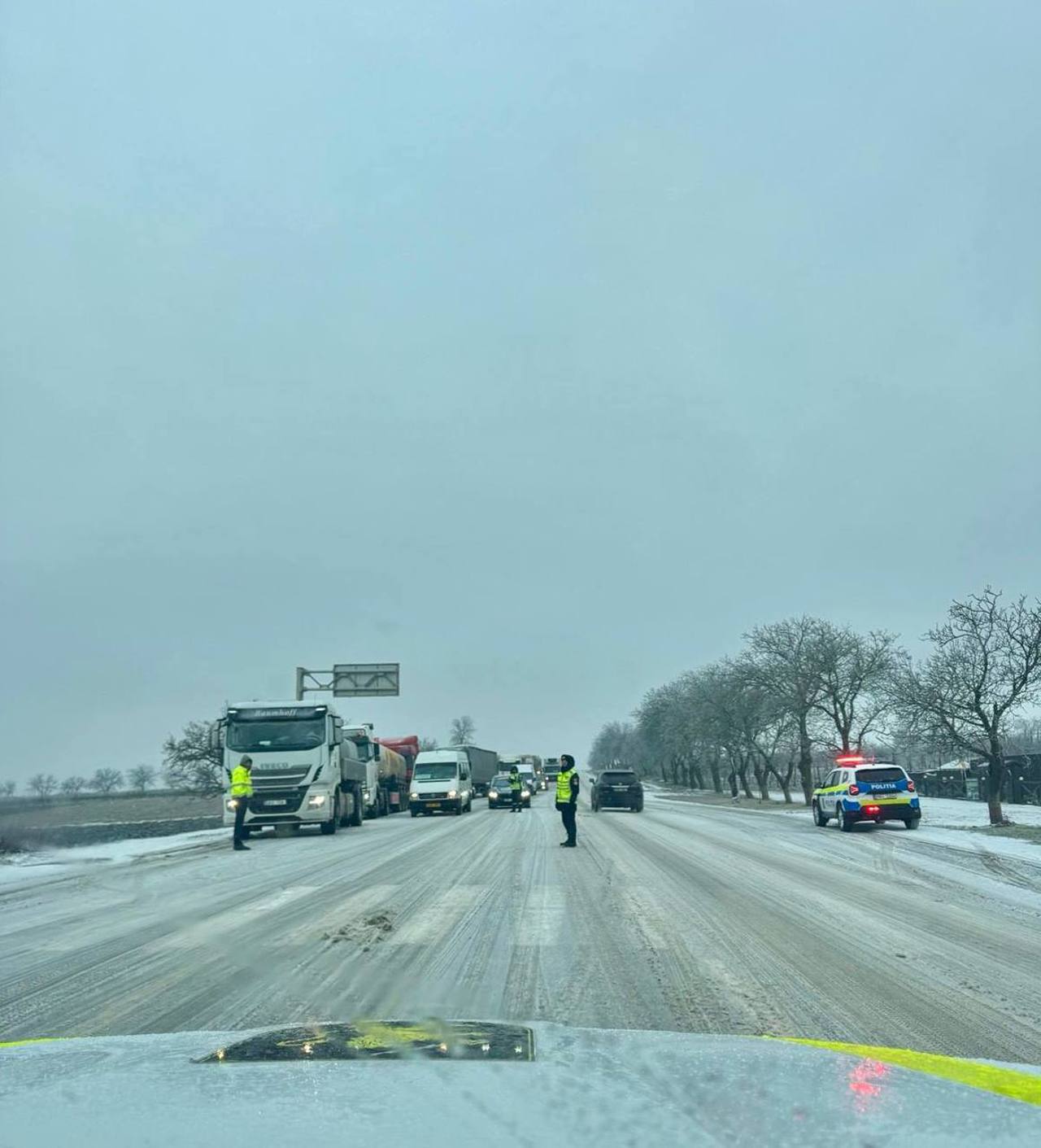 GHEȚUȘ | Circulația vehiculelor de mare tonaj, sistată temporar pe toate drumurile naționale