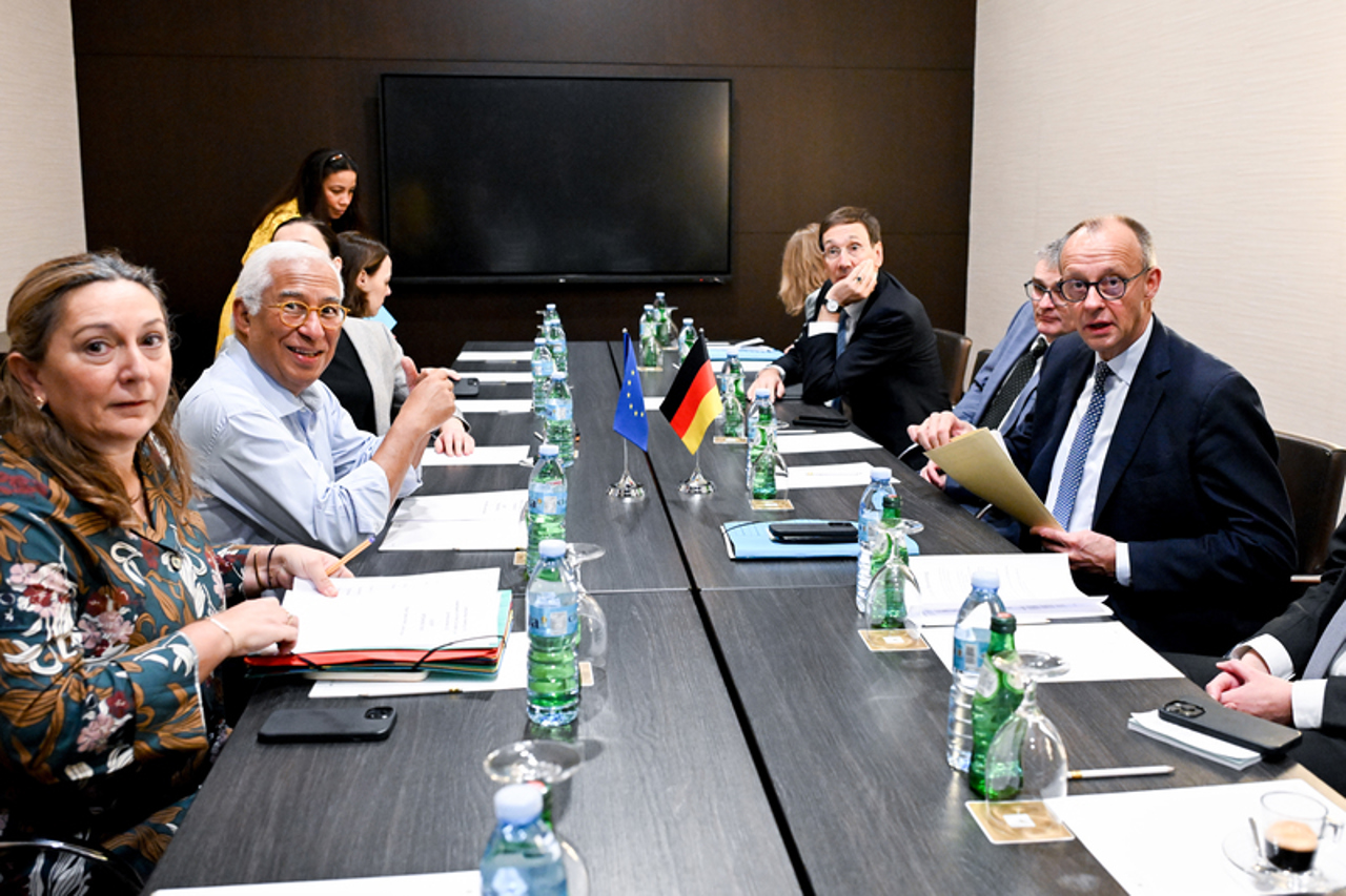 UE confirmă avansul discuțiilor SUA - Ucraina privind planul de pace: Costa și von der Leyen cer o pace „justă și durabilă”